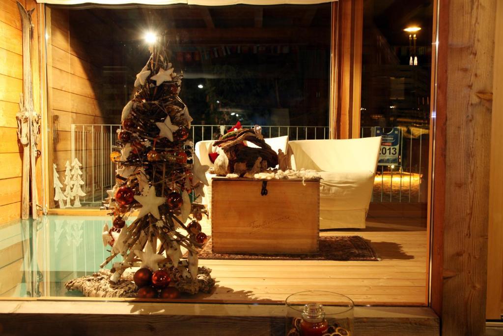 Baita Aurora Aparthotel Predazzo Buitenkant foto
